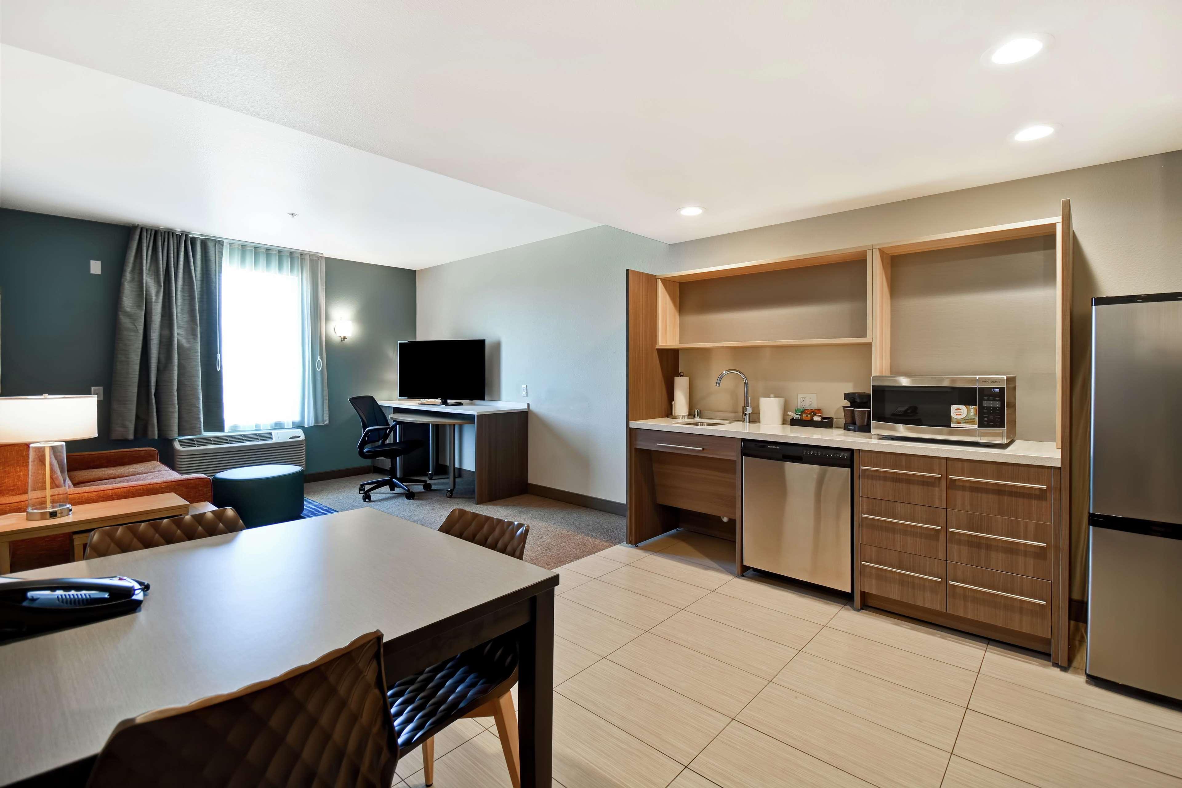 Home2 Suites By Hilton Victorville Extérieur photo
