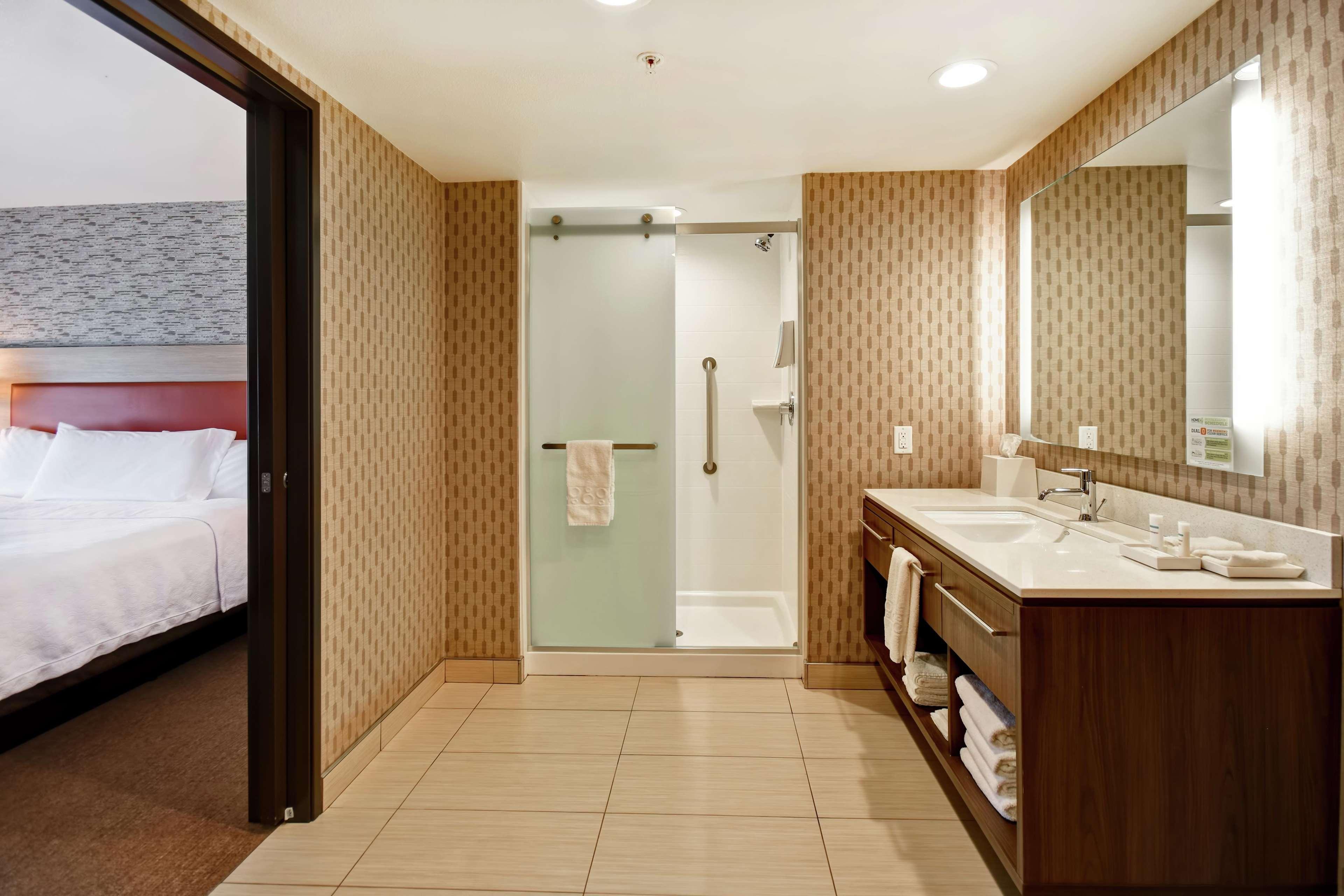 Home2 Suites By Hilton Victorville Extérieur photo
