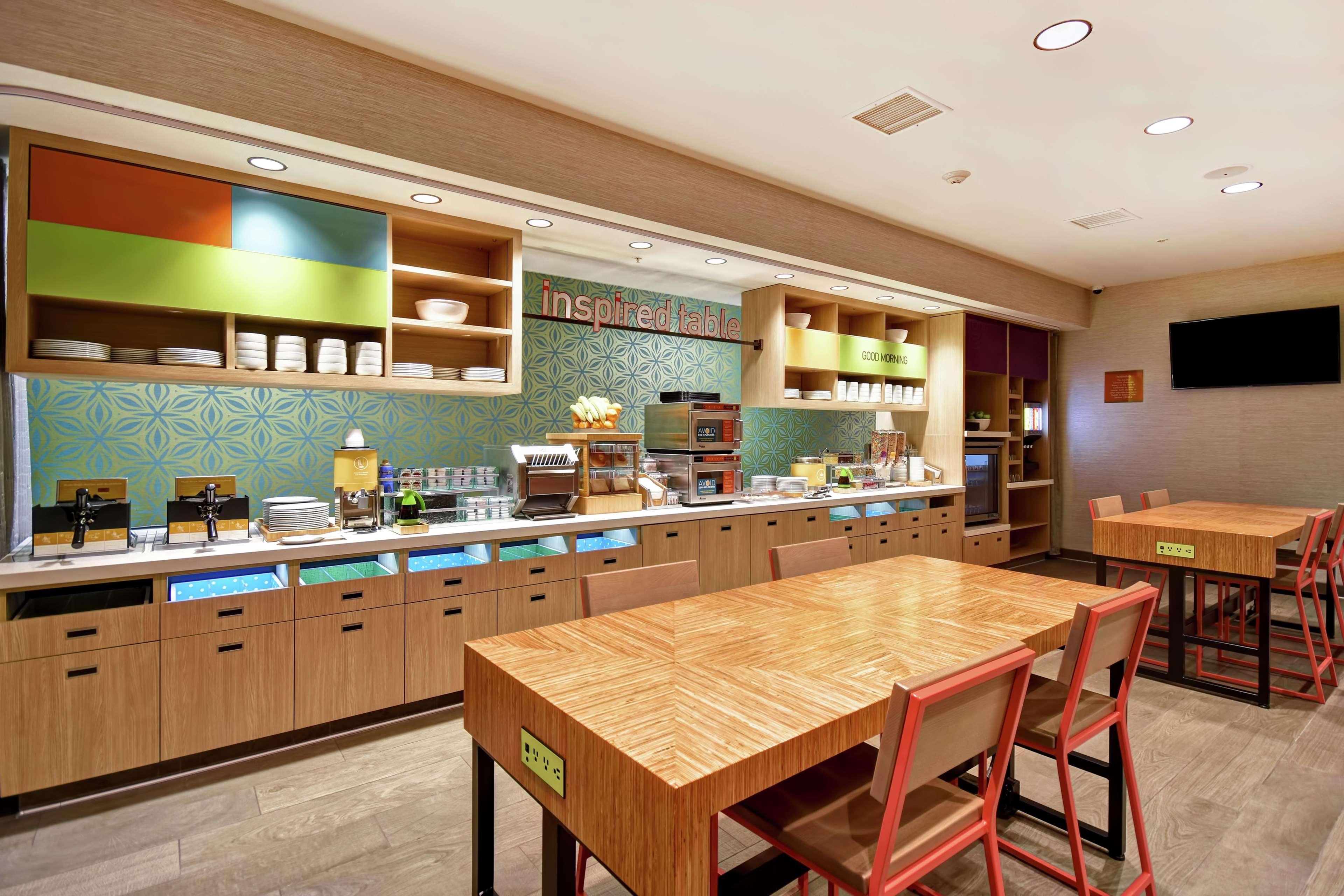 Home2 Suites By Hilton Victorville Extérieur photo